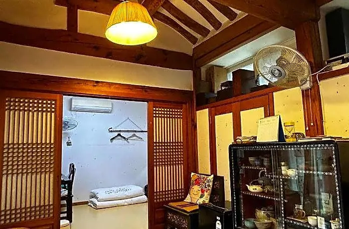 Eugene Hanok Culture Center Dongdaemun
