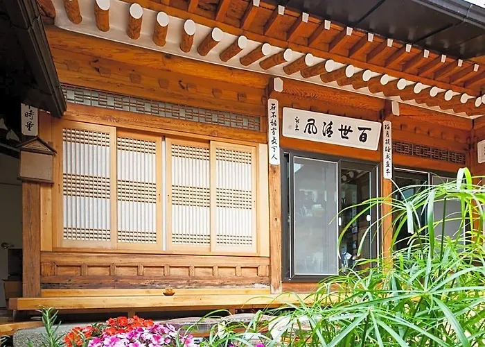 Eugene Hanok Culture Center Dongdaemun